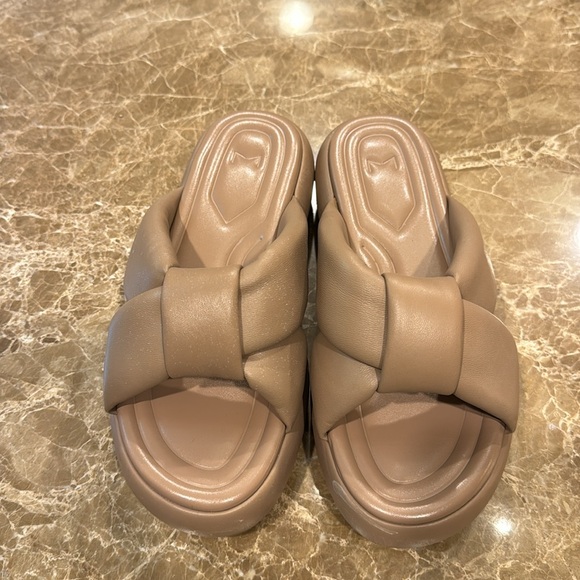 Marc fisher slides 7.5 - Picture 2 of 3